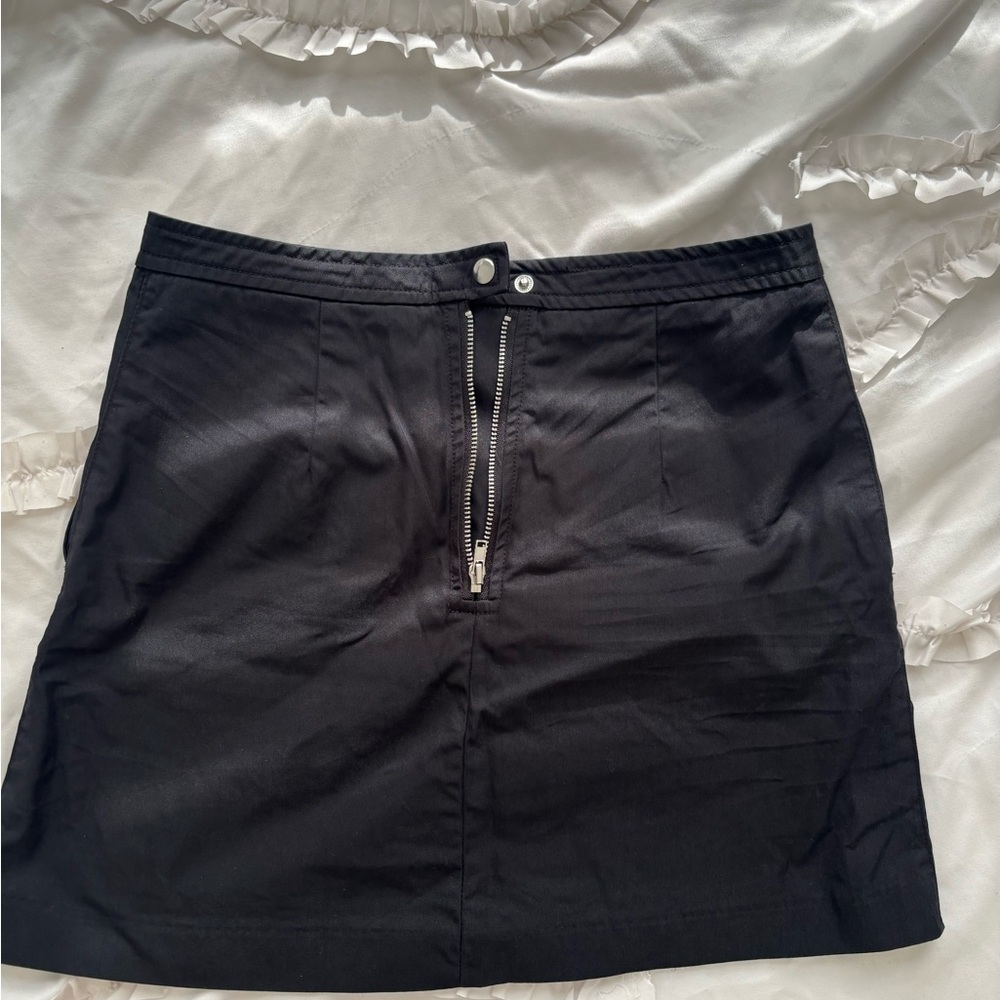 Black Zippered Women's Skirt